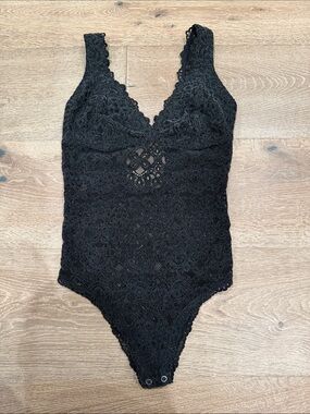 Gilly Hicks Black Lace V-Neck Bodysuit